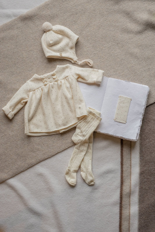 1+ In The Family | Newborn Muts Carlota | Ecru -