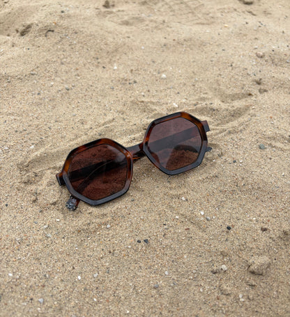 Zonnebril Bo | Bruin | 3-5 jaar