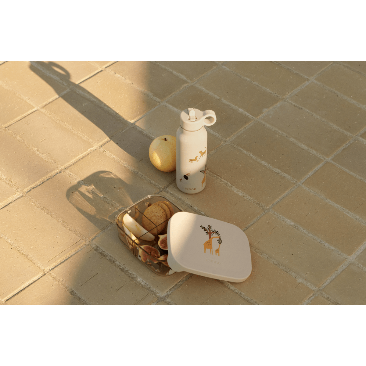 Liewood | Arthur Tritan Lunchbox | All Together Sandy - 5715493422295