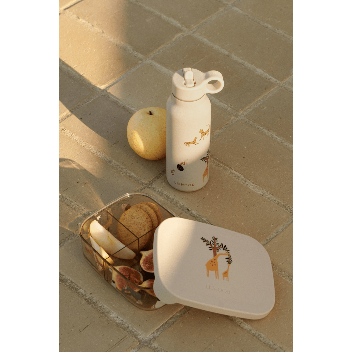 Liewood | Arthur Tritan Lunchbox | All Together Sandy - 5715493422295