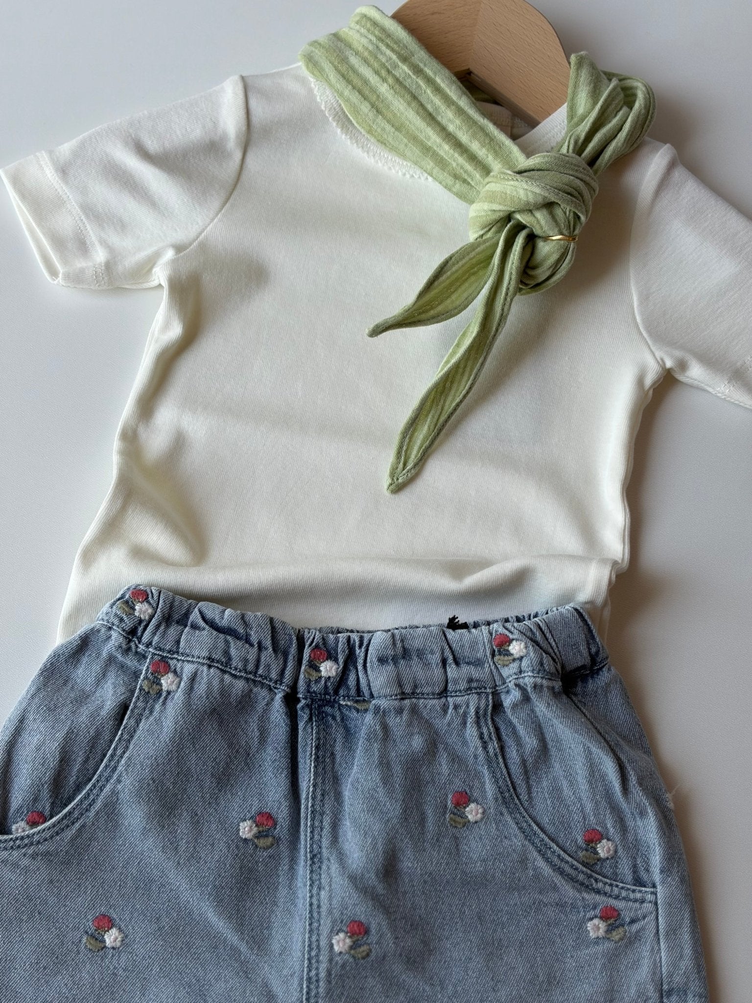 LOVEissue | Muslin Cotton Scarf | Sage -