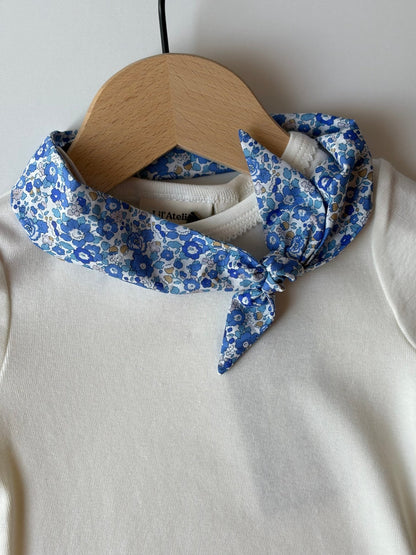 LOVEissue | Twilly Scarf | Blue Bouquet -